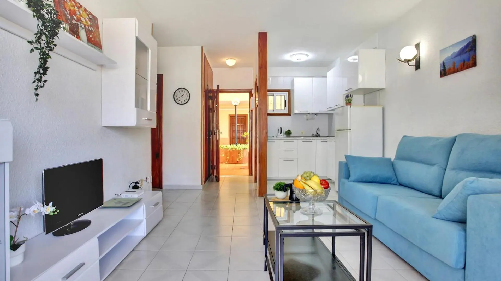 Апартаменты Atlantic Holidays, 170M From The Ocean Лос Кристианос Испания