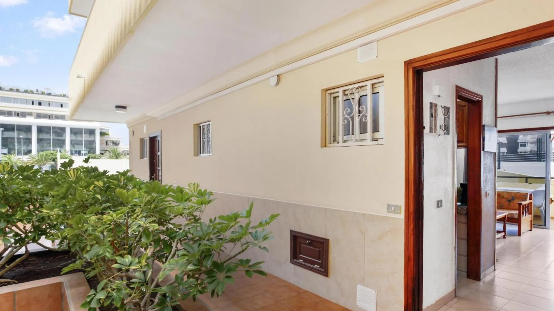 Appartement Atlantic Holidays, 170M From The Ocean à Los Cristianos