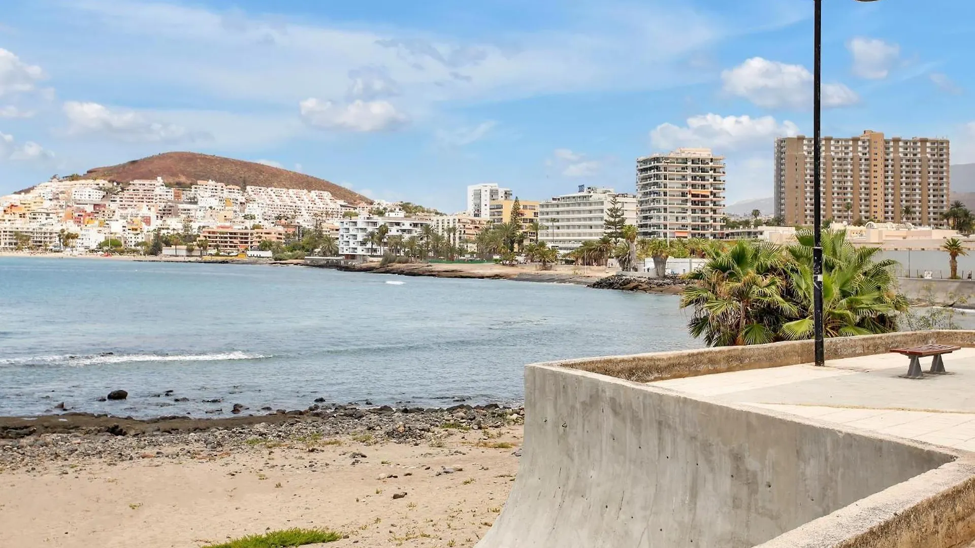 Appartement Atlantic Holidays, 170M From The Ocean à Los Cristianos  0*, Los Cristianos (Tenerife) Espagne
